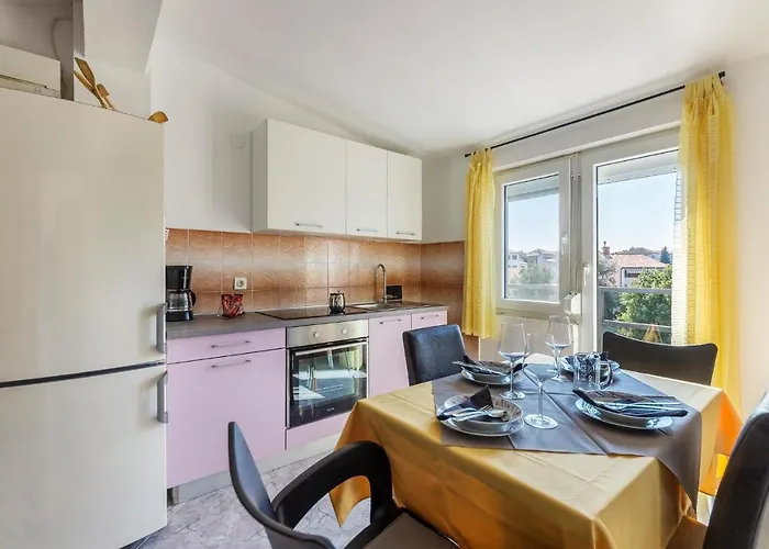 דירה Amazing In With Kitchen *